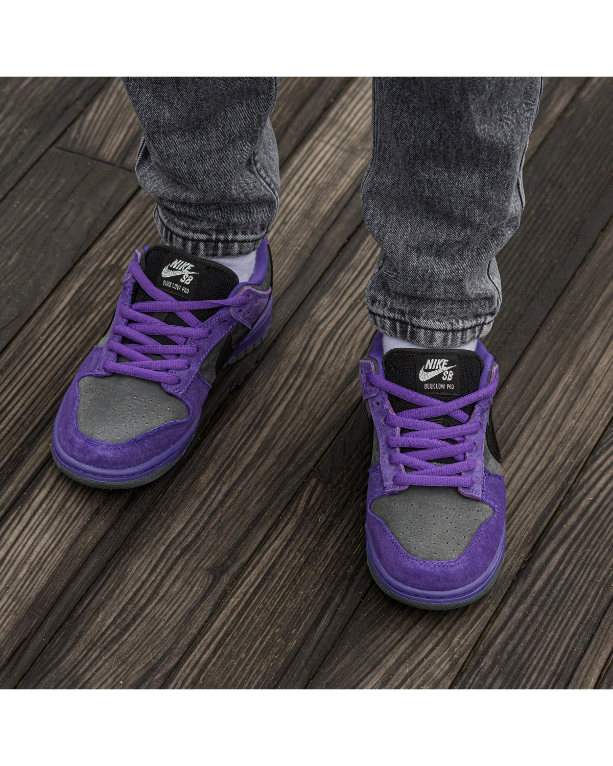 Nike SB Dunk Low x Supreme Purple Nike SB Dunk Low x Supreme Purple