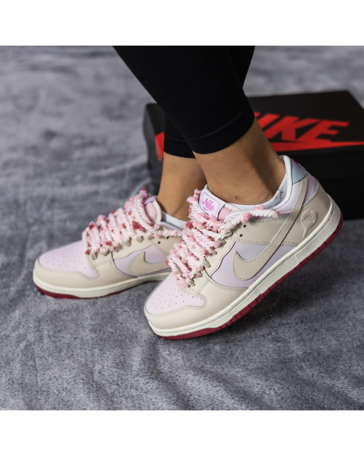 Nike SB Dunk Low