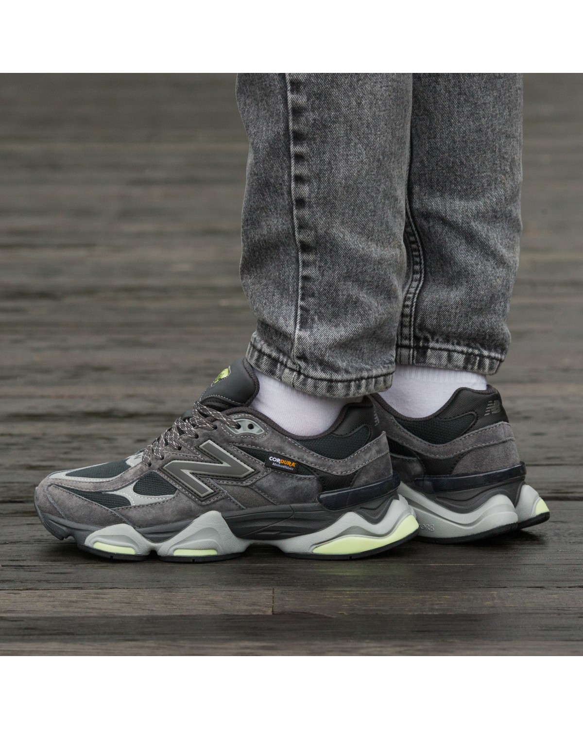 New Balance 9060 Cordura