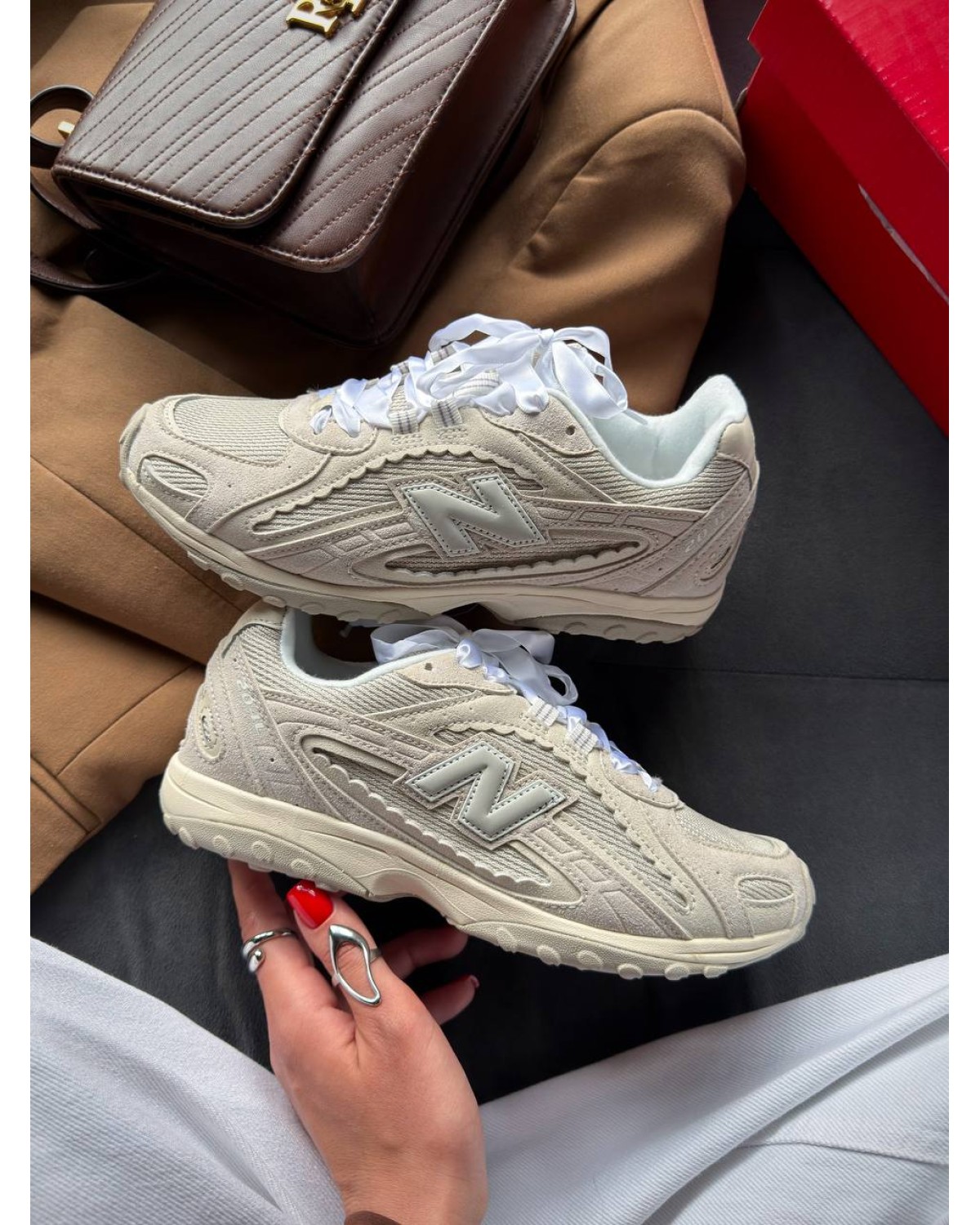 New Balance 204L Timberwolf Linen
