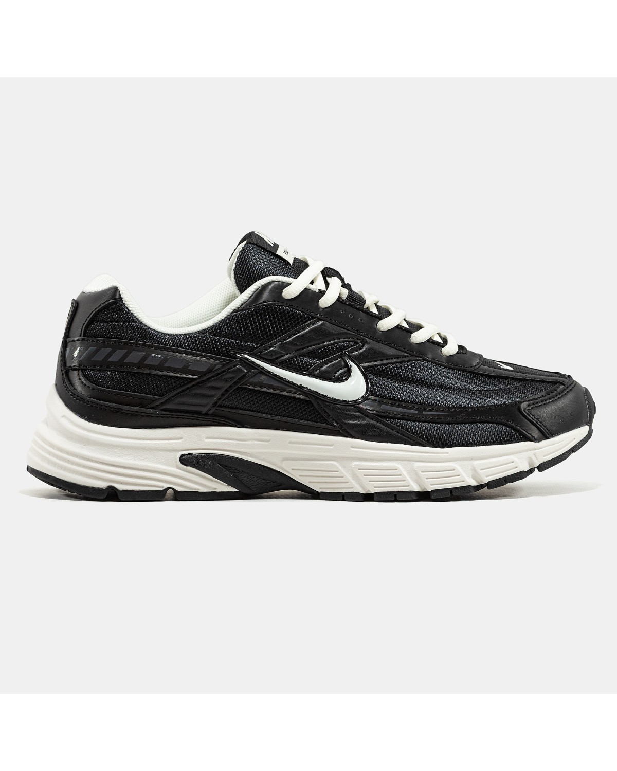 Nike Initiator