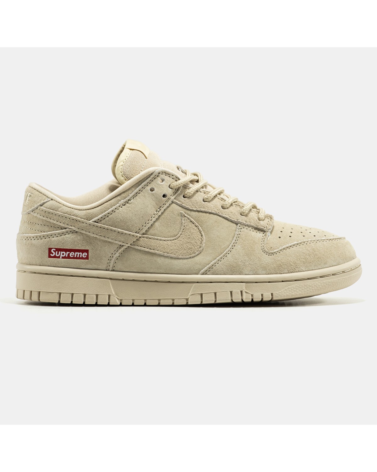 Nike SB Dunk Low x Supreme Beige