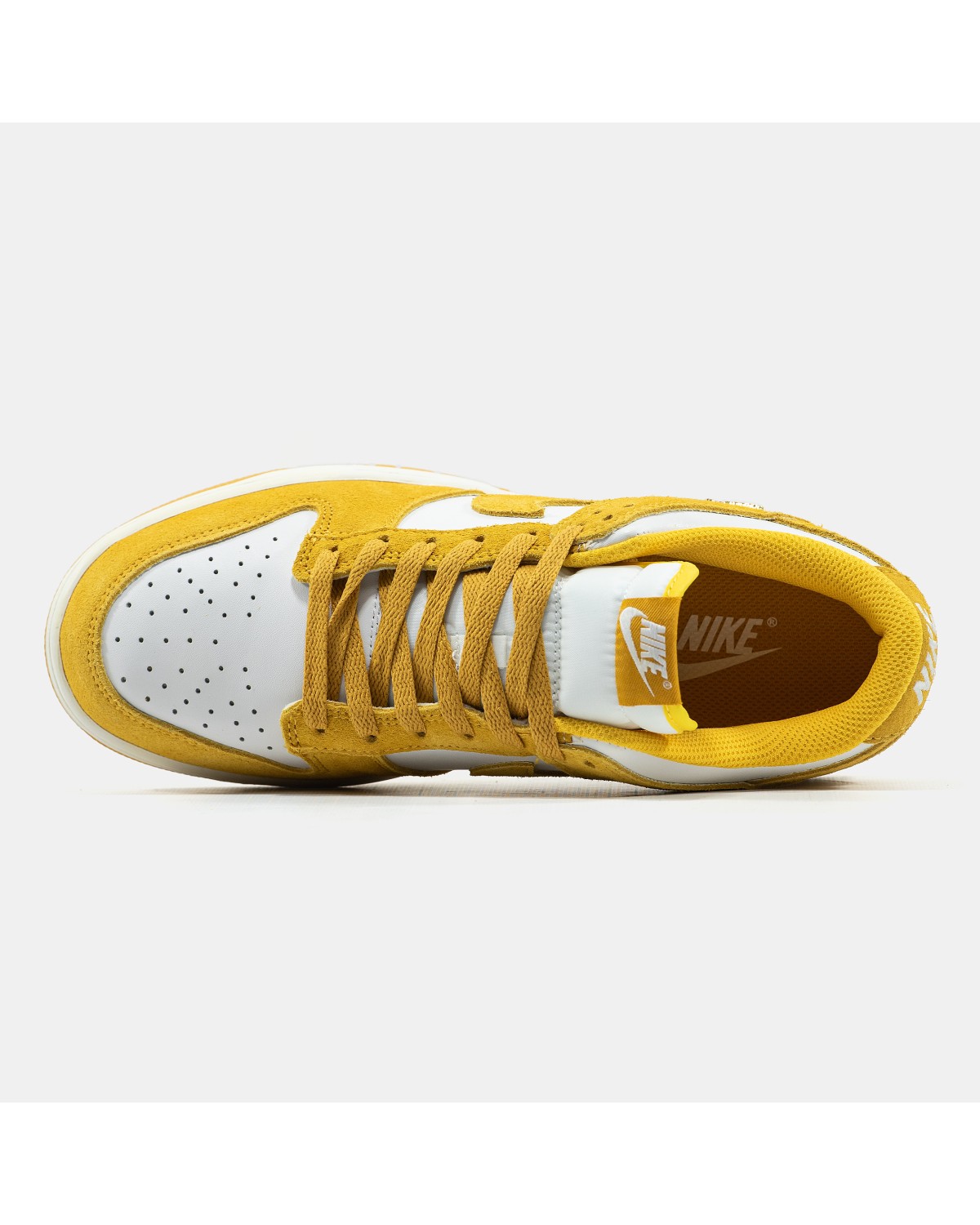 Nike SB Dunk Low Yellow Nike SB Dunk Low Yellow