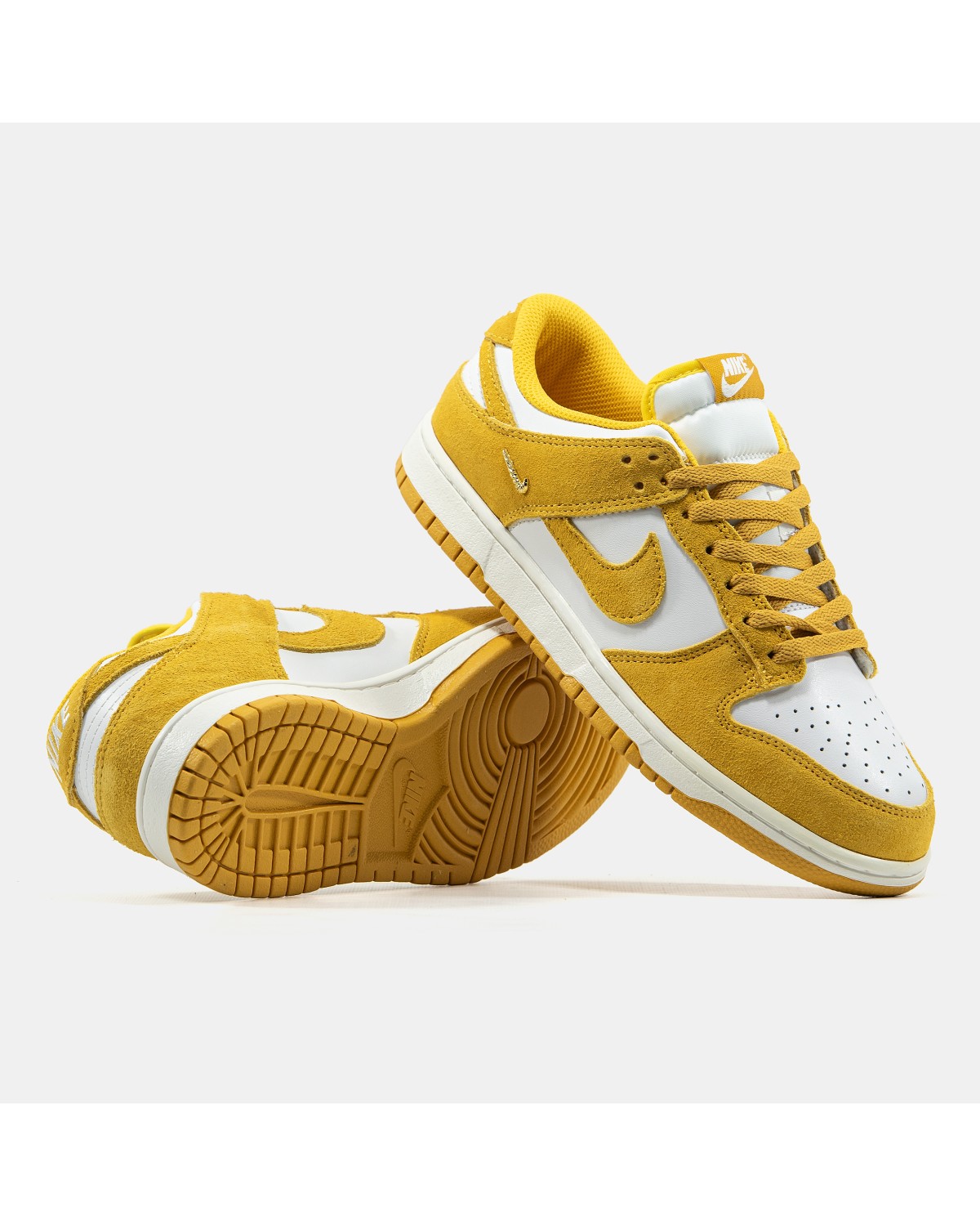 Nike SB Dunk Low Yellow Nike SB Dunk Low Yellow