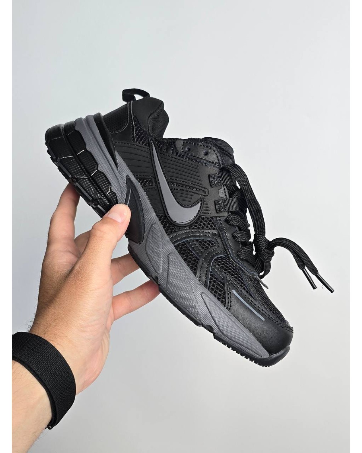 Nike V2K Run Black Grey