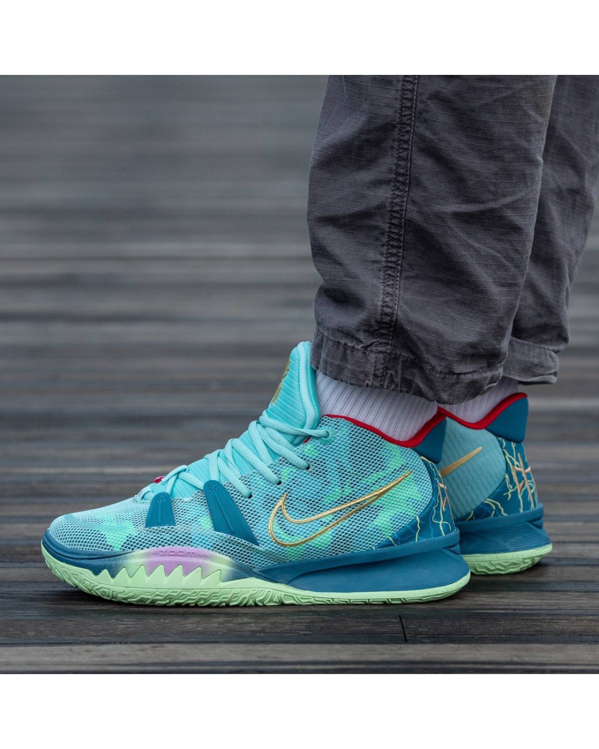 Nike Kyrie 7