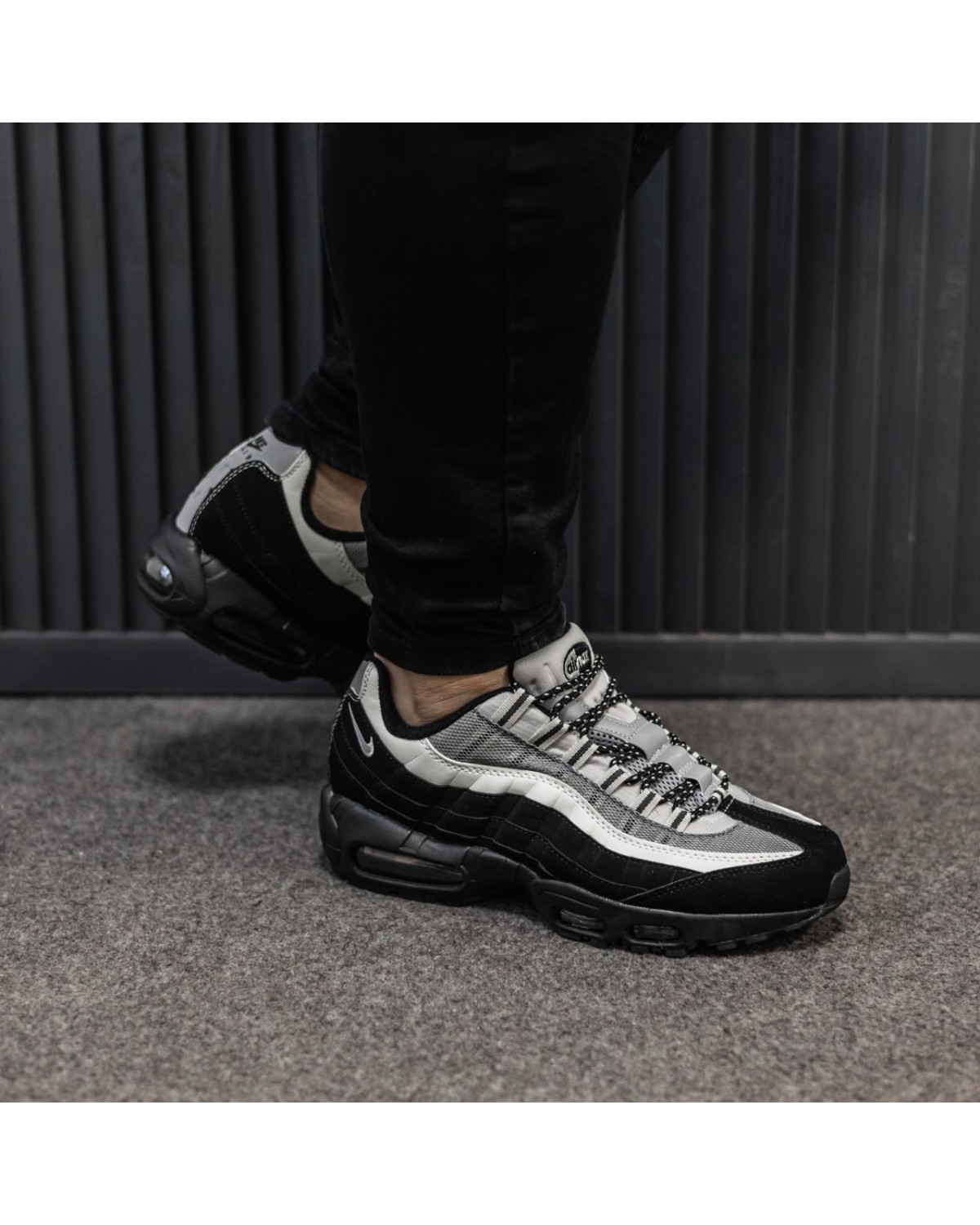 Nike Air Max 95 Black White