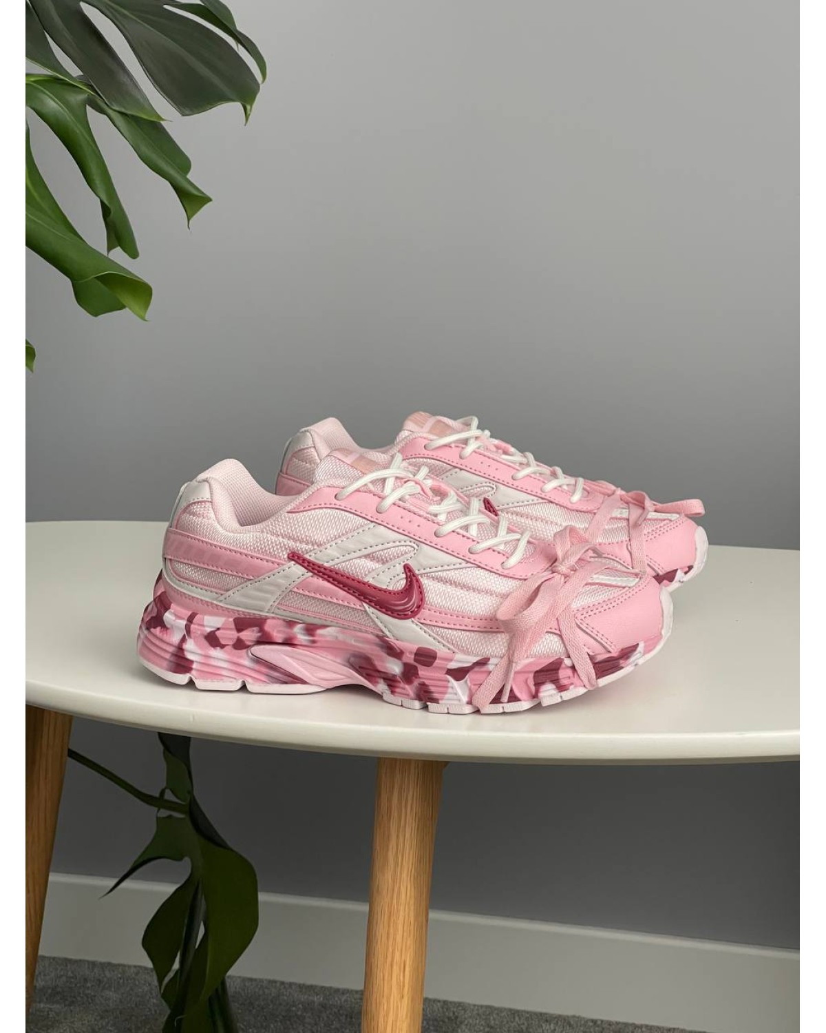 Nike Initiator Custom Pink
