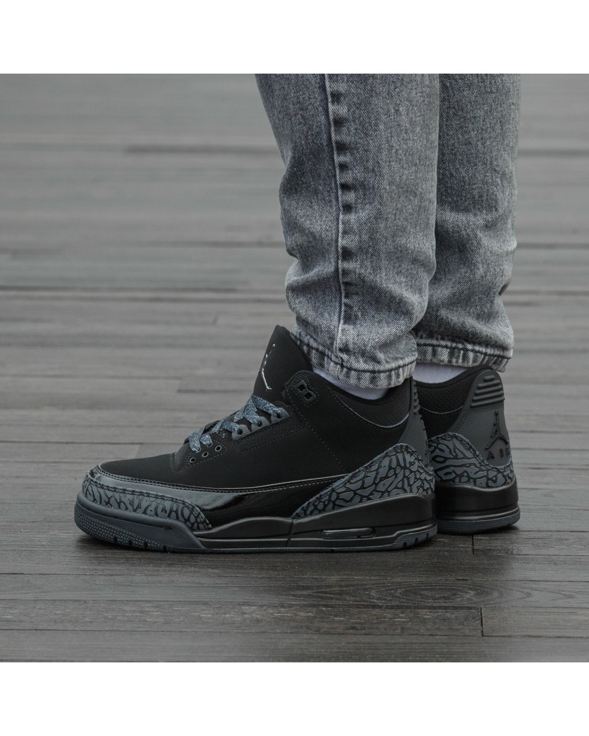 Nike Air Jordan Retro 3 Black Cat