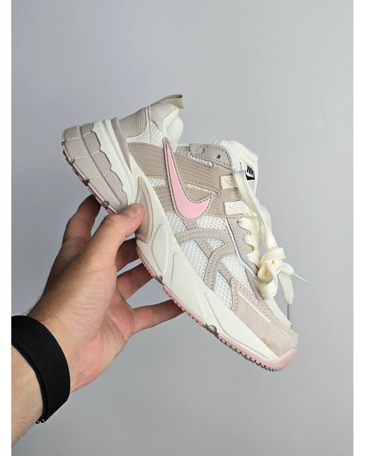 Nike V2K Run Cream Beige Pink