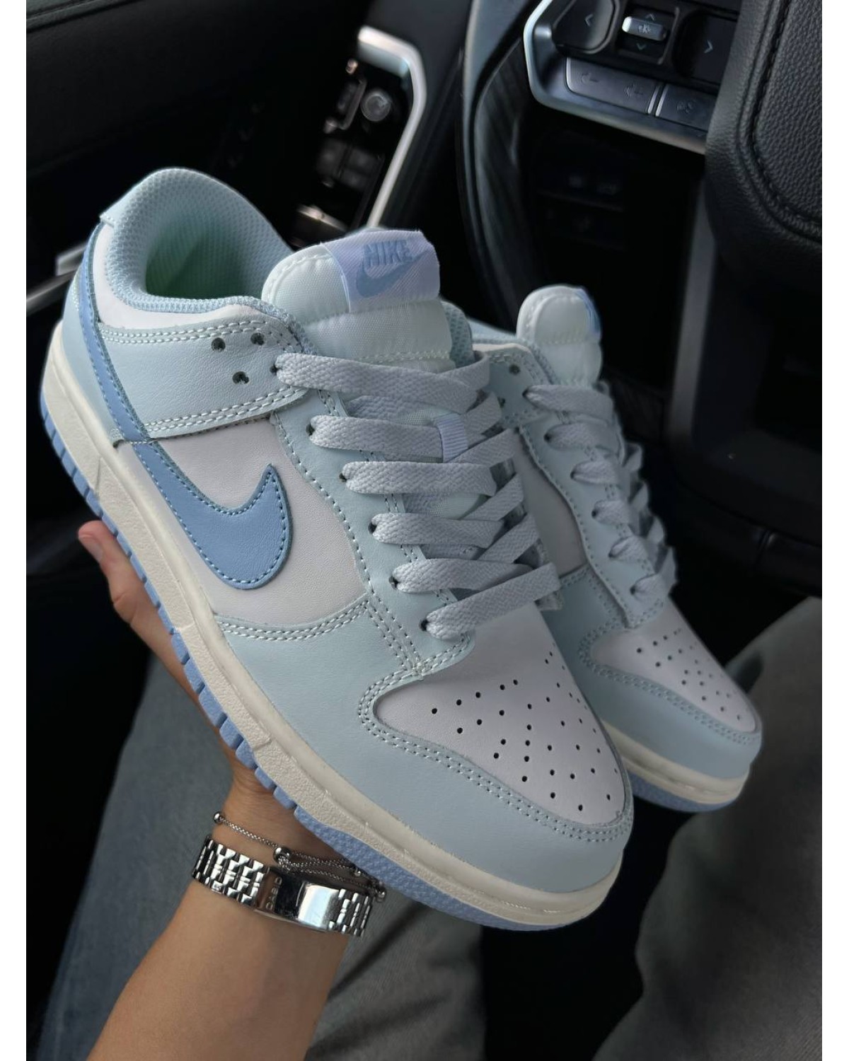 Nike SB Dunk Low