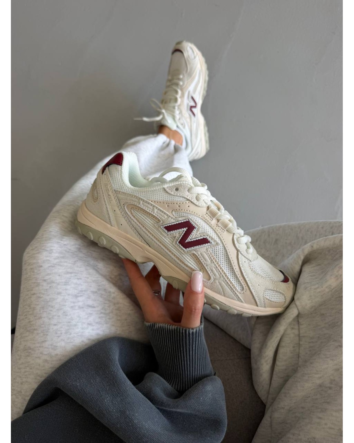New Balance 204L Cream Burgundy