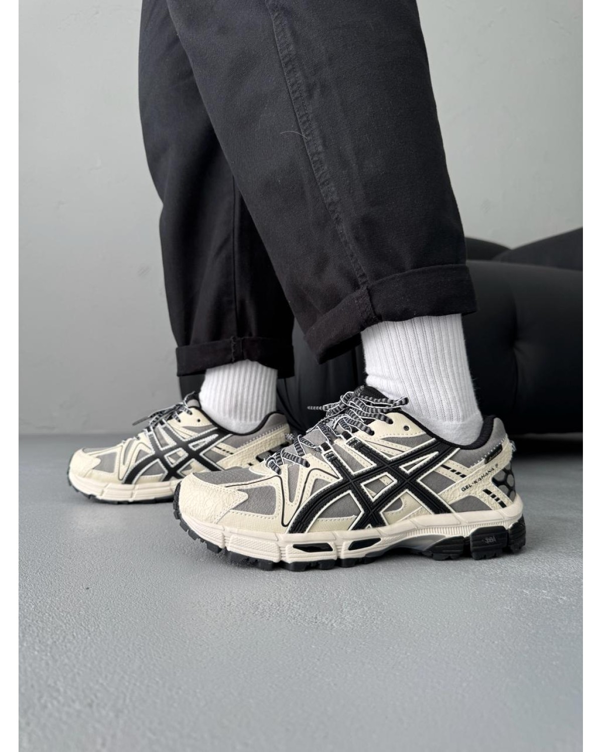 Asics Gel-Kahana 8 Beige Gore-Tex