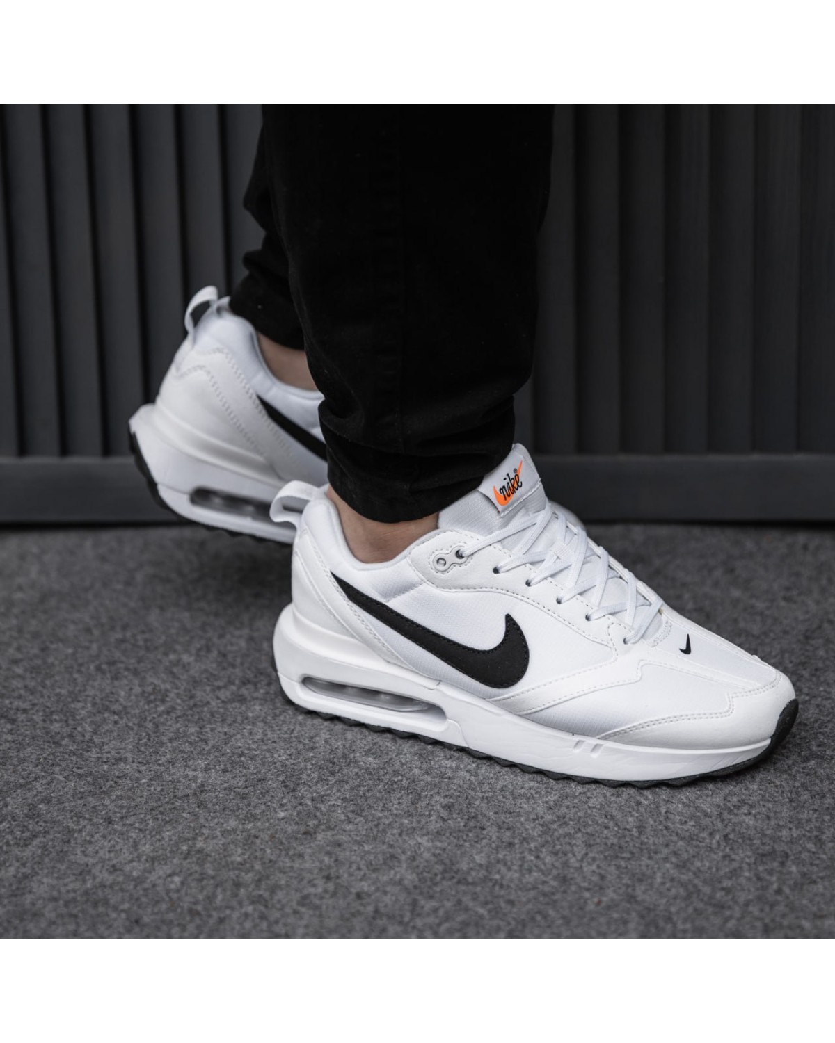 Nike Air Max Dawn White Black