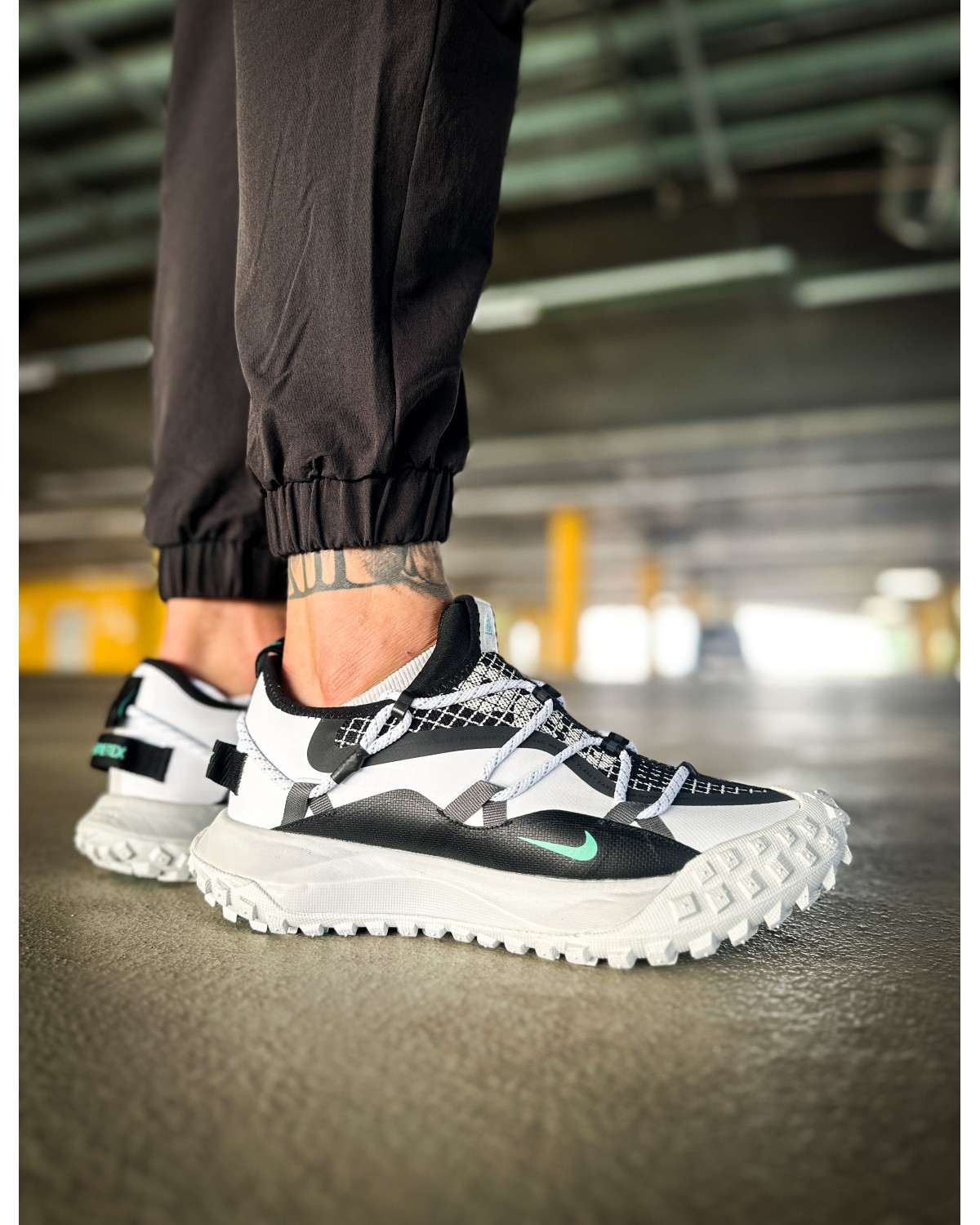 Nike ACG Mountain Fly Low Gore Tex Light Menta