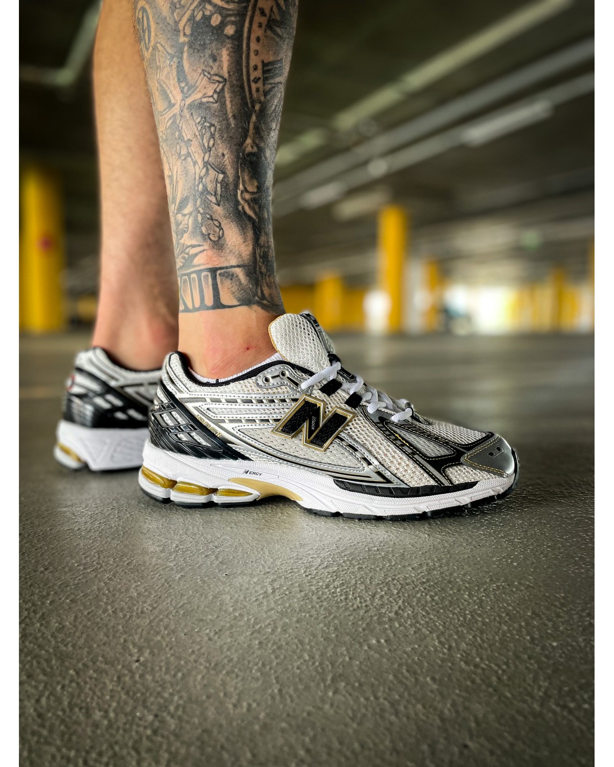 New Balance 1906R White Metallic Gold