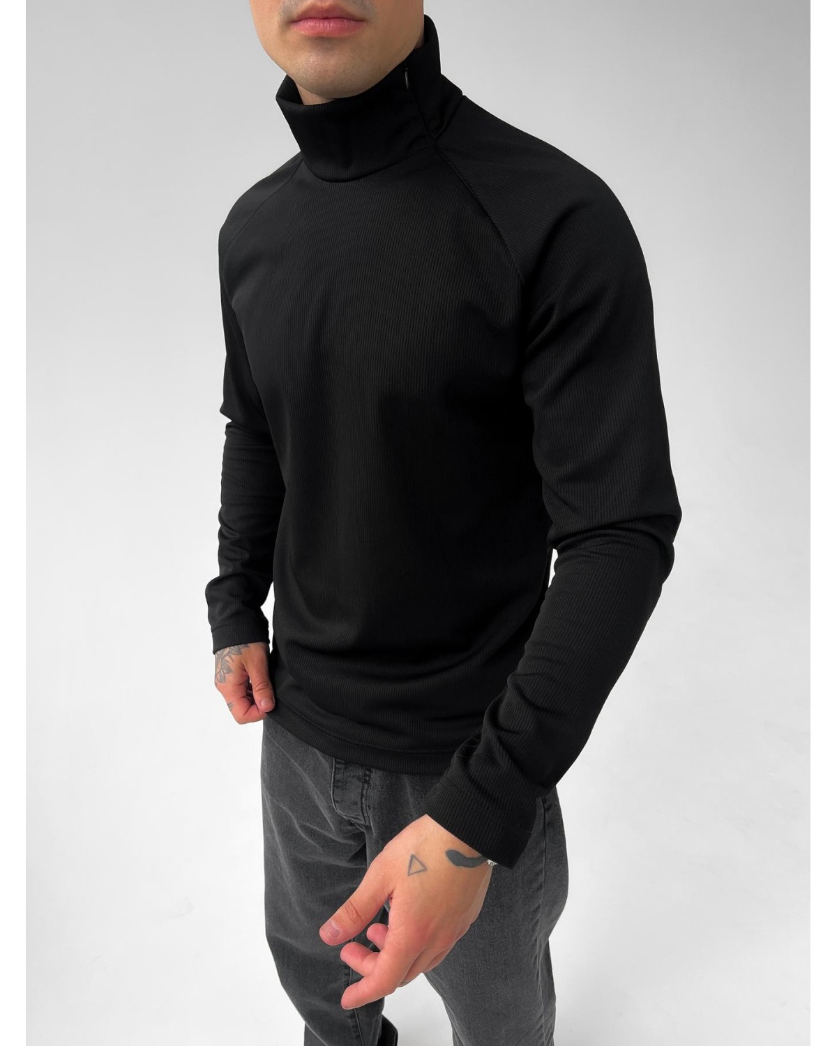 Гольф чорний на флісі Srr3