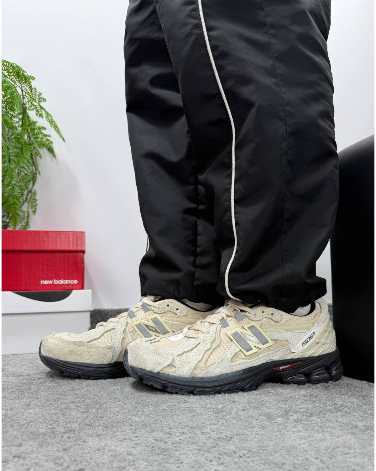New Balance 1906D Protection Pack Beige Black
