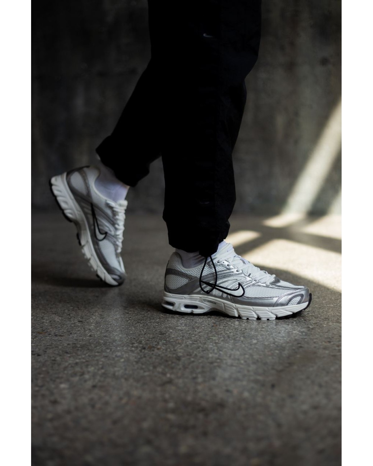Nike Air Max Moto 2K Silver White