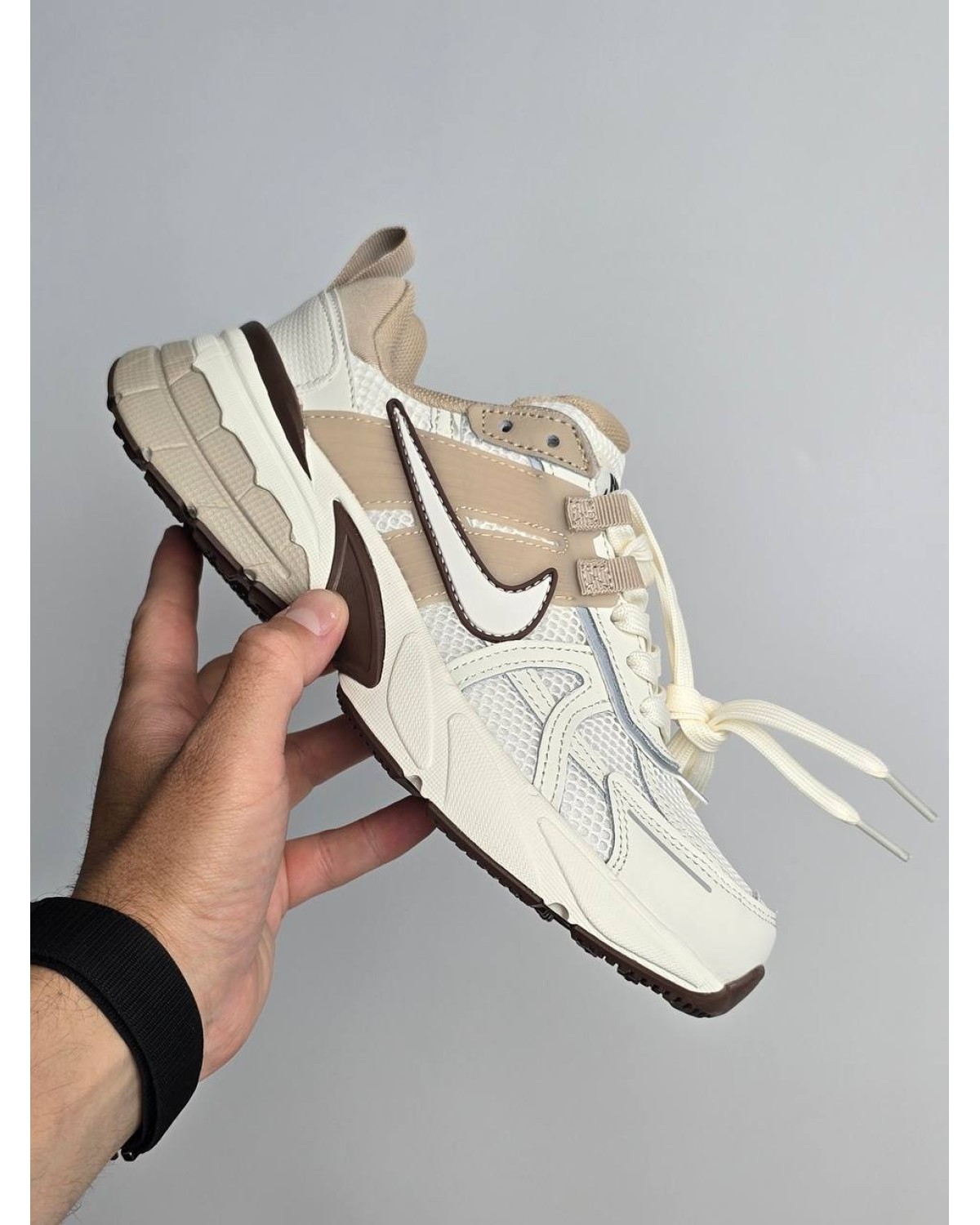 Nike V2K Run White Light Beige Brown