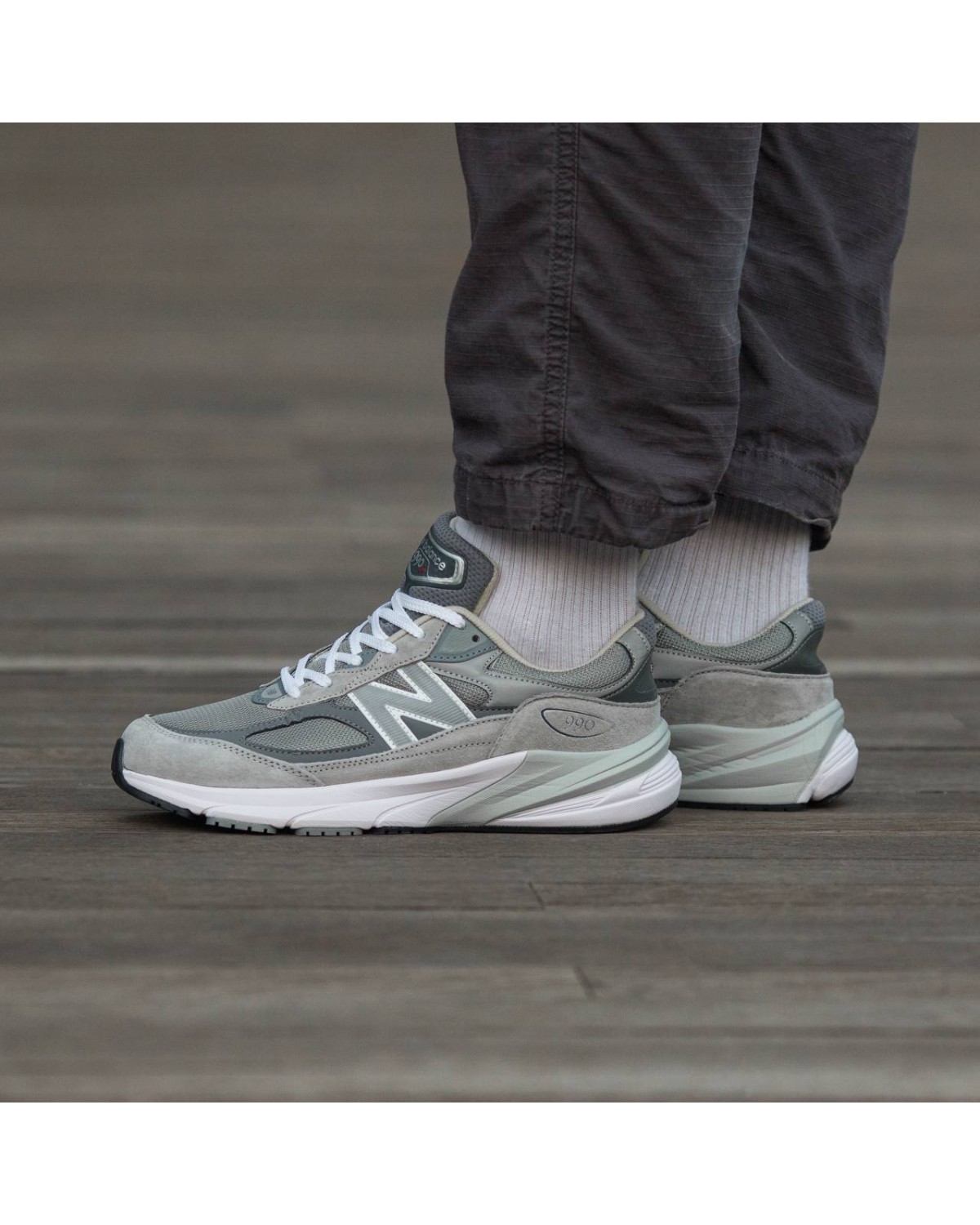 New Balance 990 V6 White Grey