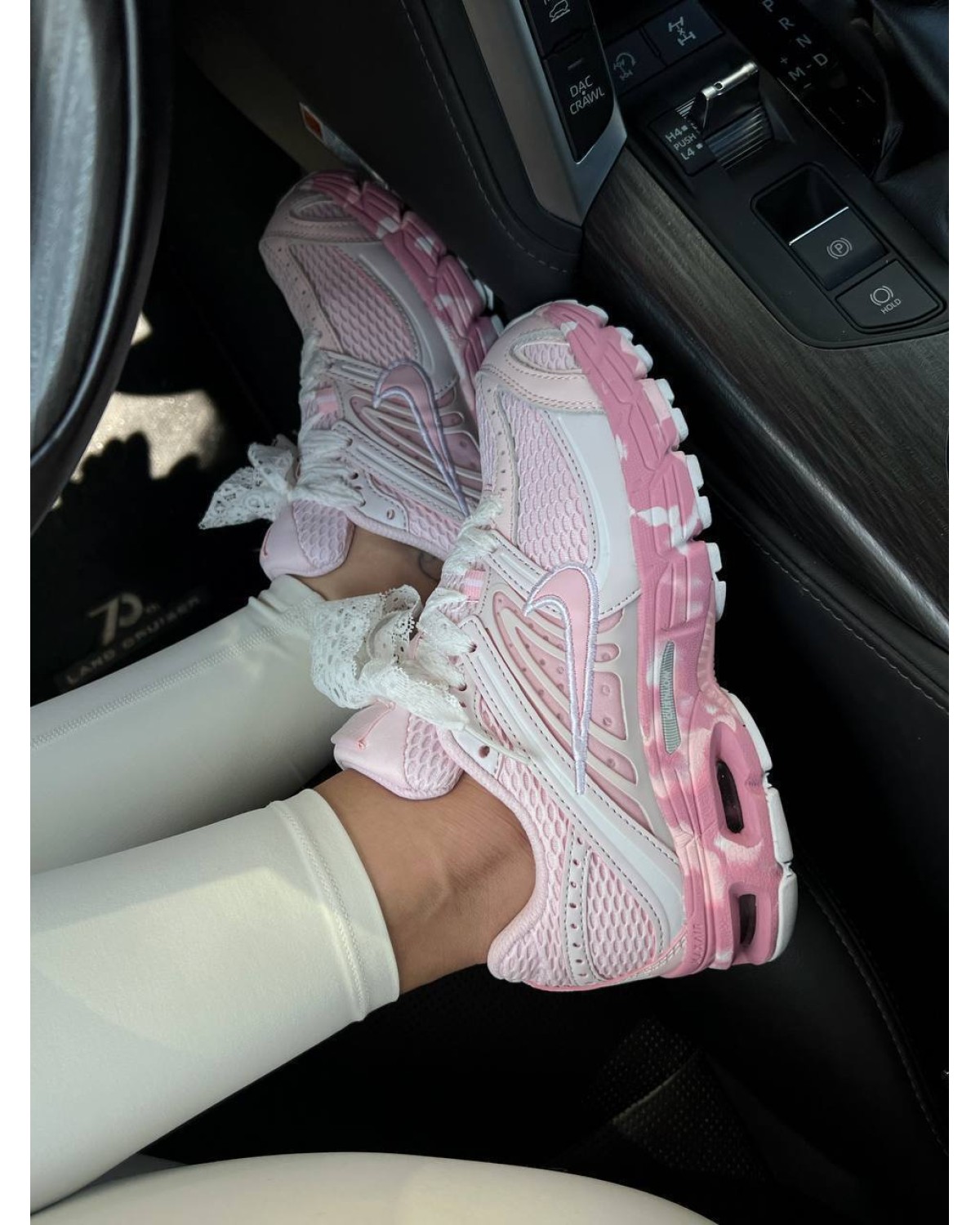 Nike Air Max Moto 2K Pink