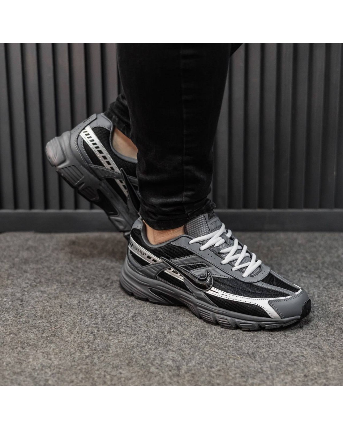 Nike Initiator Gore-Tex Grey Black