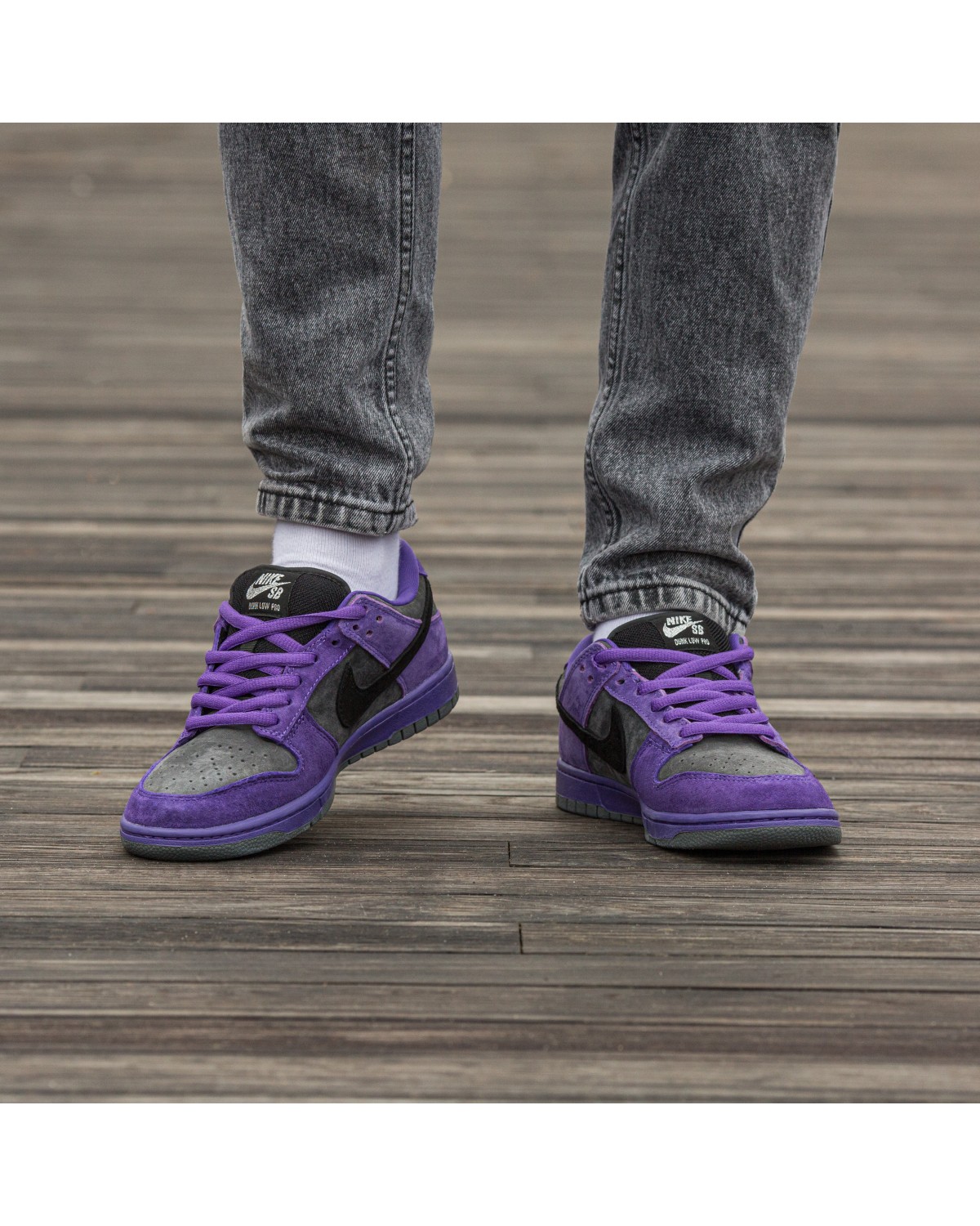 Nike SB Dunk Low x Supreme Purple Nike SB Dunk Low x Supreme Purple