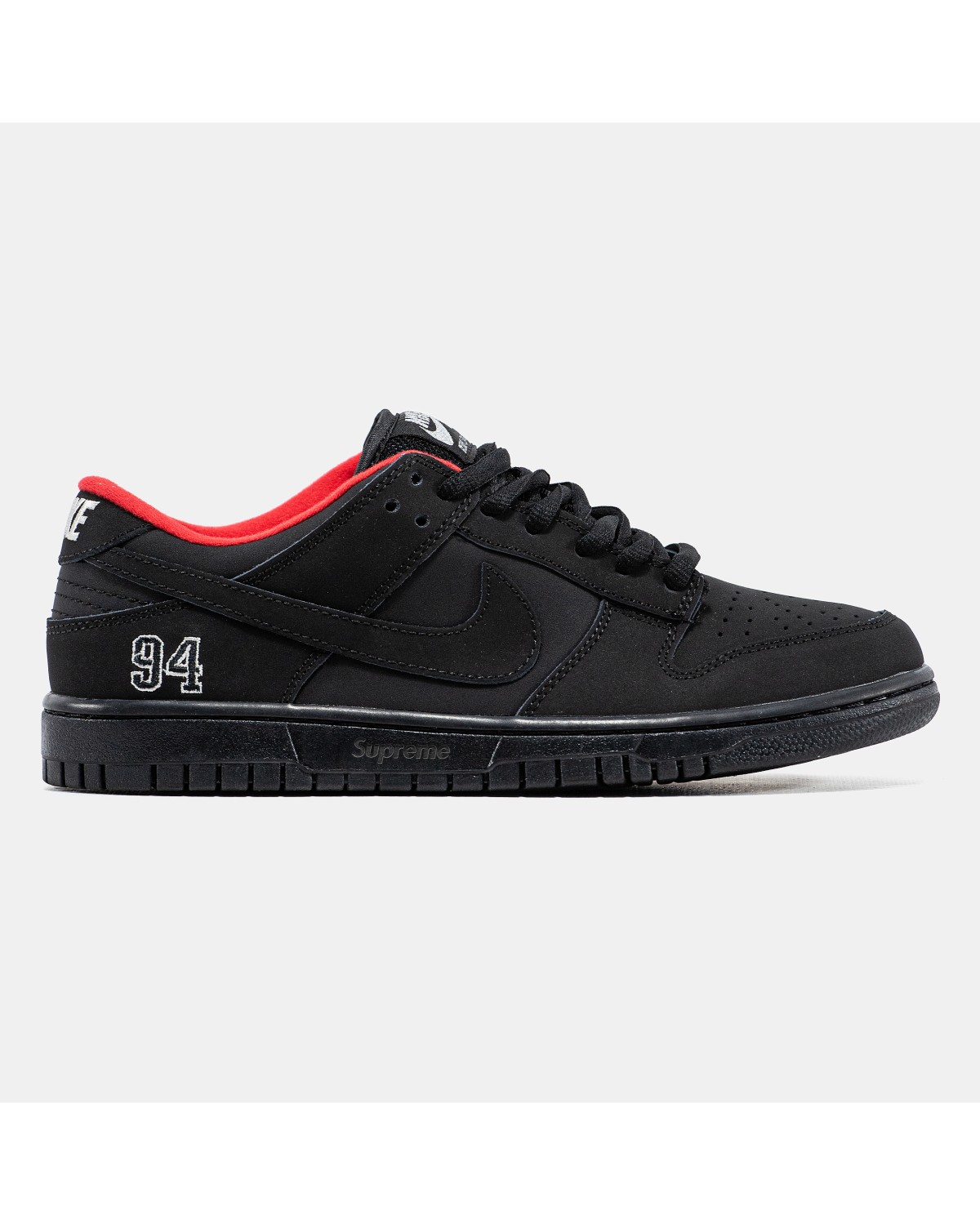 Nike SB Dunk x Supreme