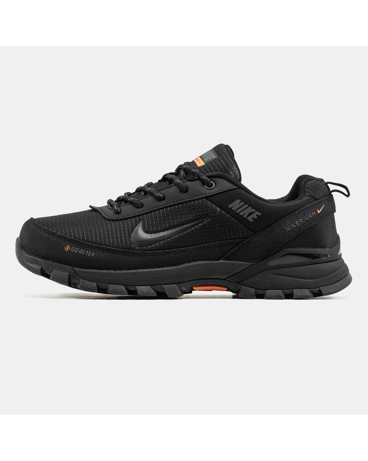 Nike Rivah