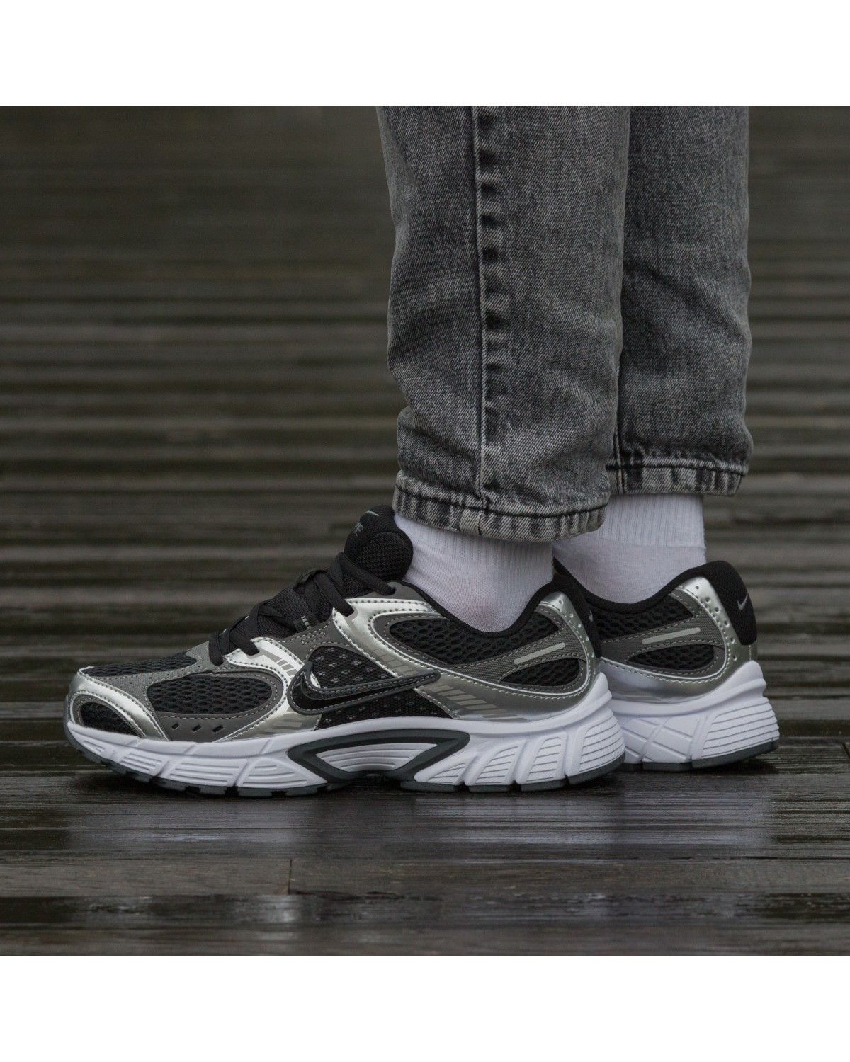 Nike V5 RNR Black Grey Silver