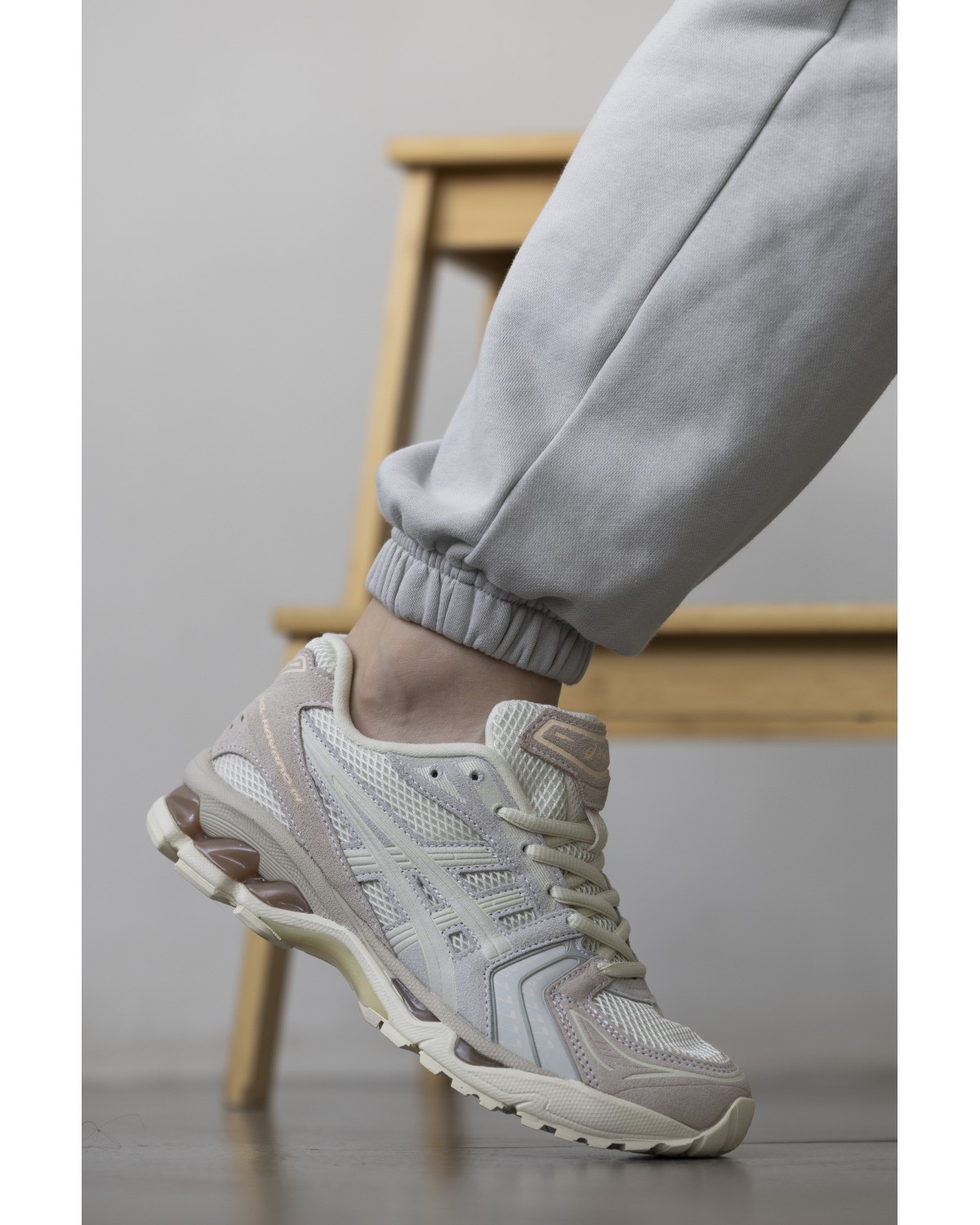 Asics Gel-Kayano 14 Pink