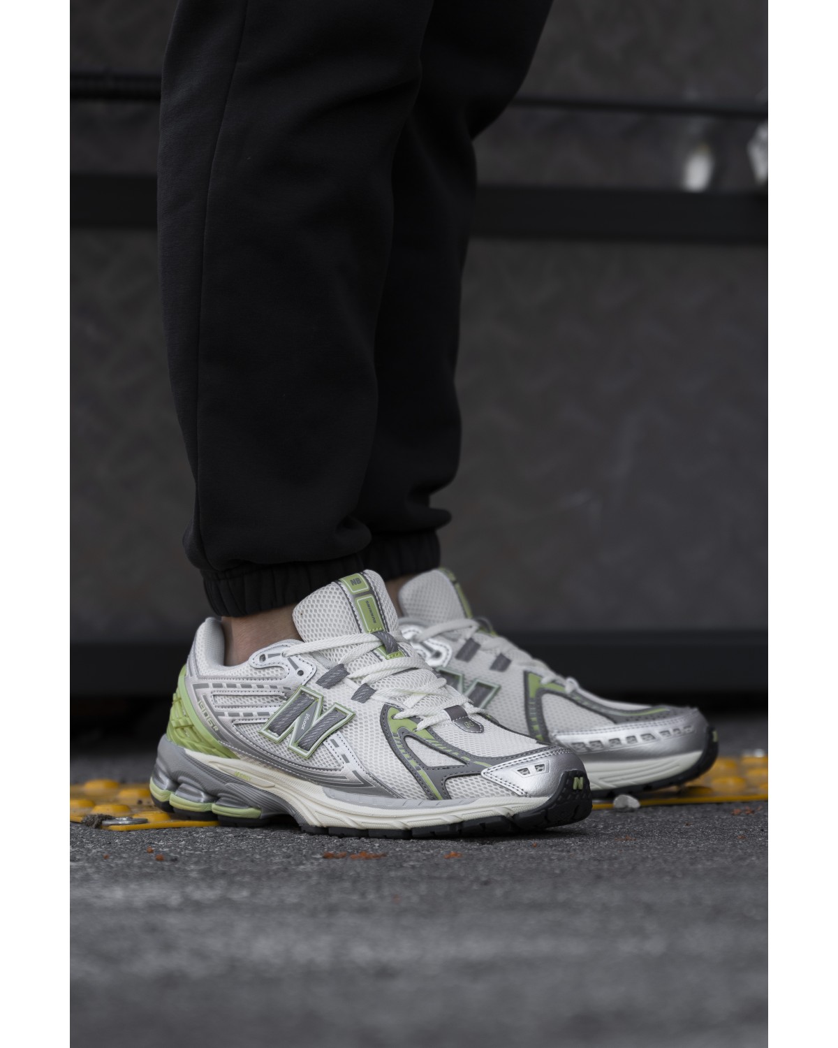 New Balance 1906R White Grey Green