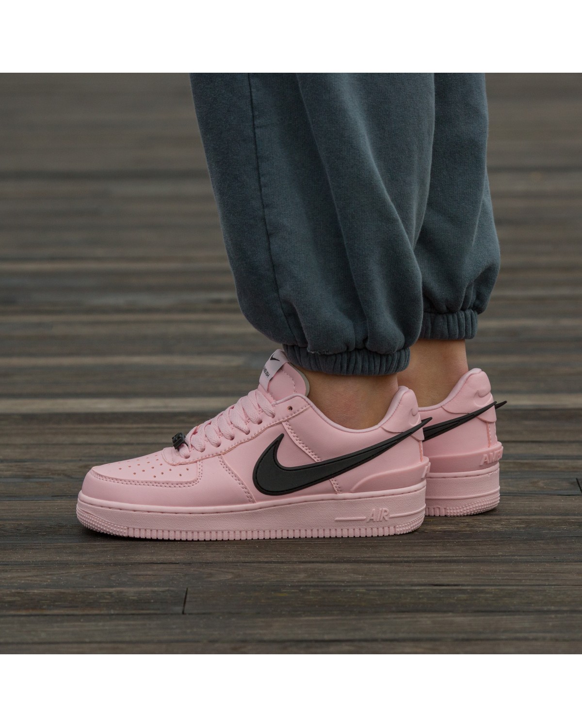 Nike Air Force 1 x Ambush Pink