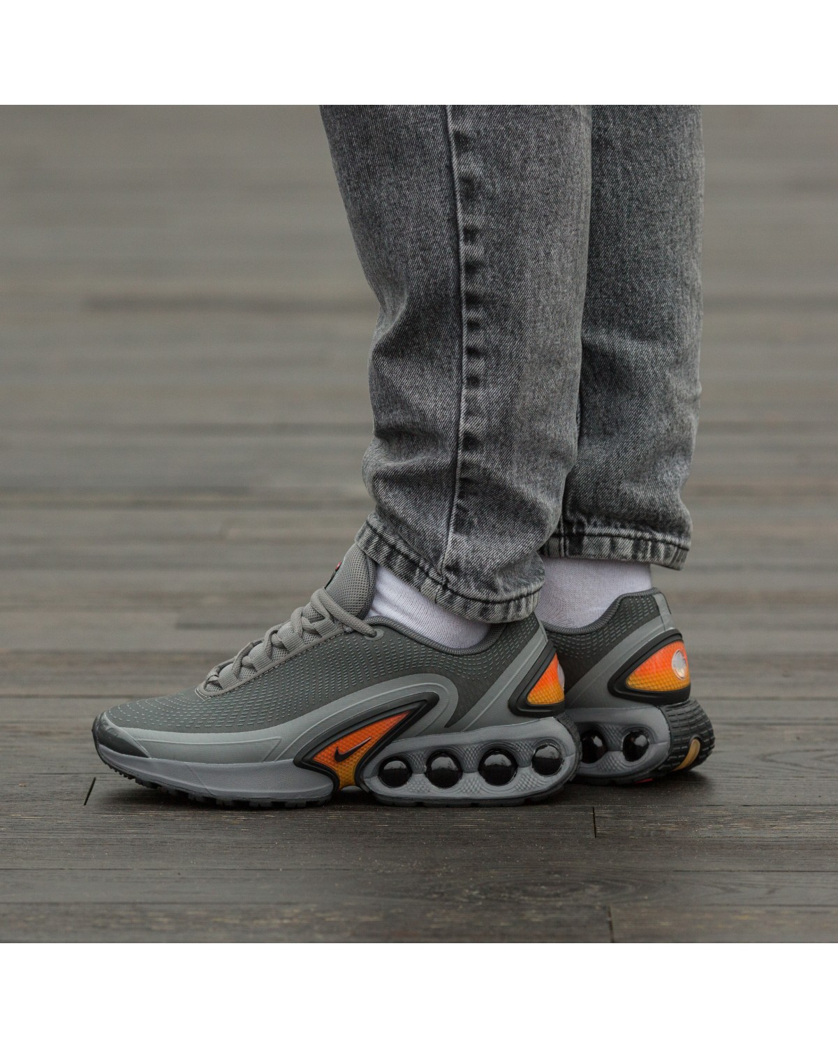 Nike Air Max DN Particle