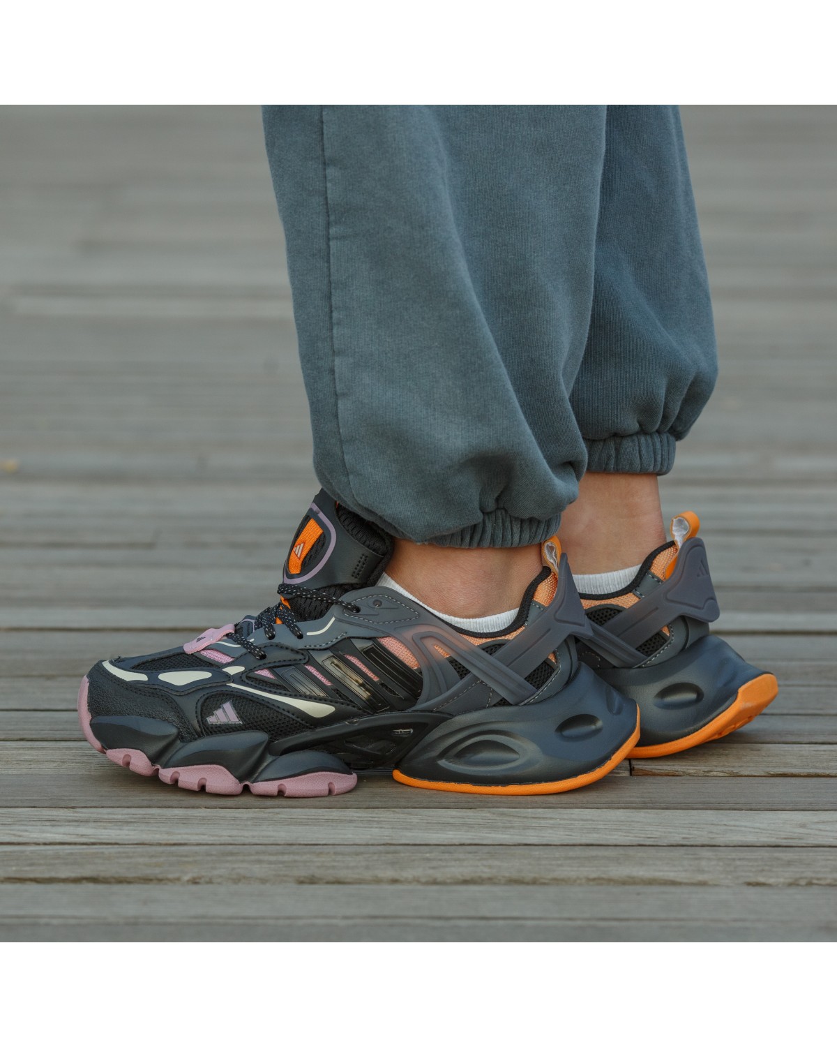 Adidas Vento XLG Black Orange Purple