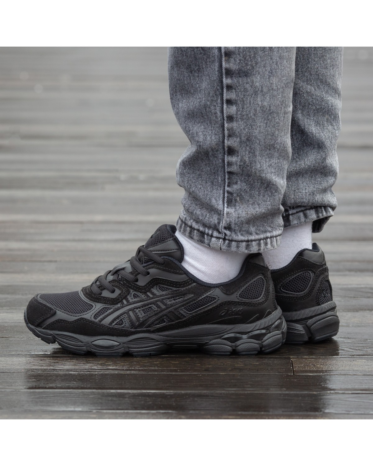 Asics Gel NYC All Black