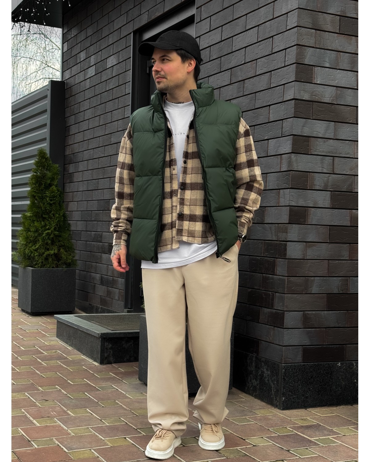 Жилет пух зелений Jl7