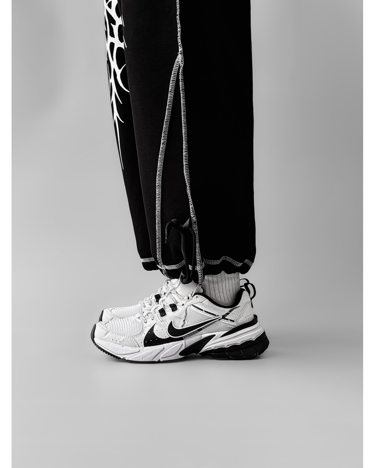Nike V2K Runtekk White Black