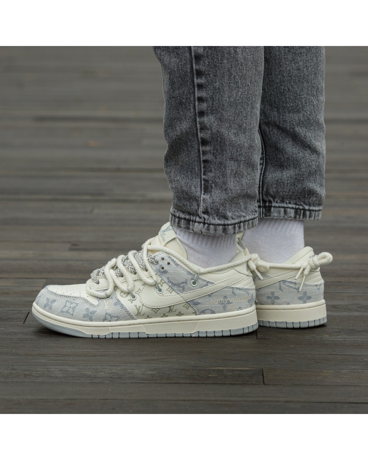 Nike SB x Louis Vuitton White Grey