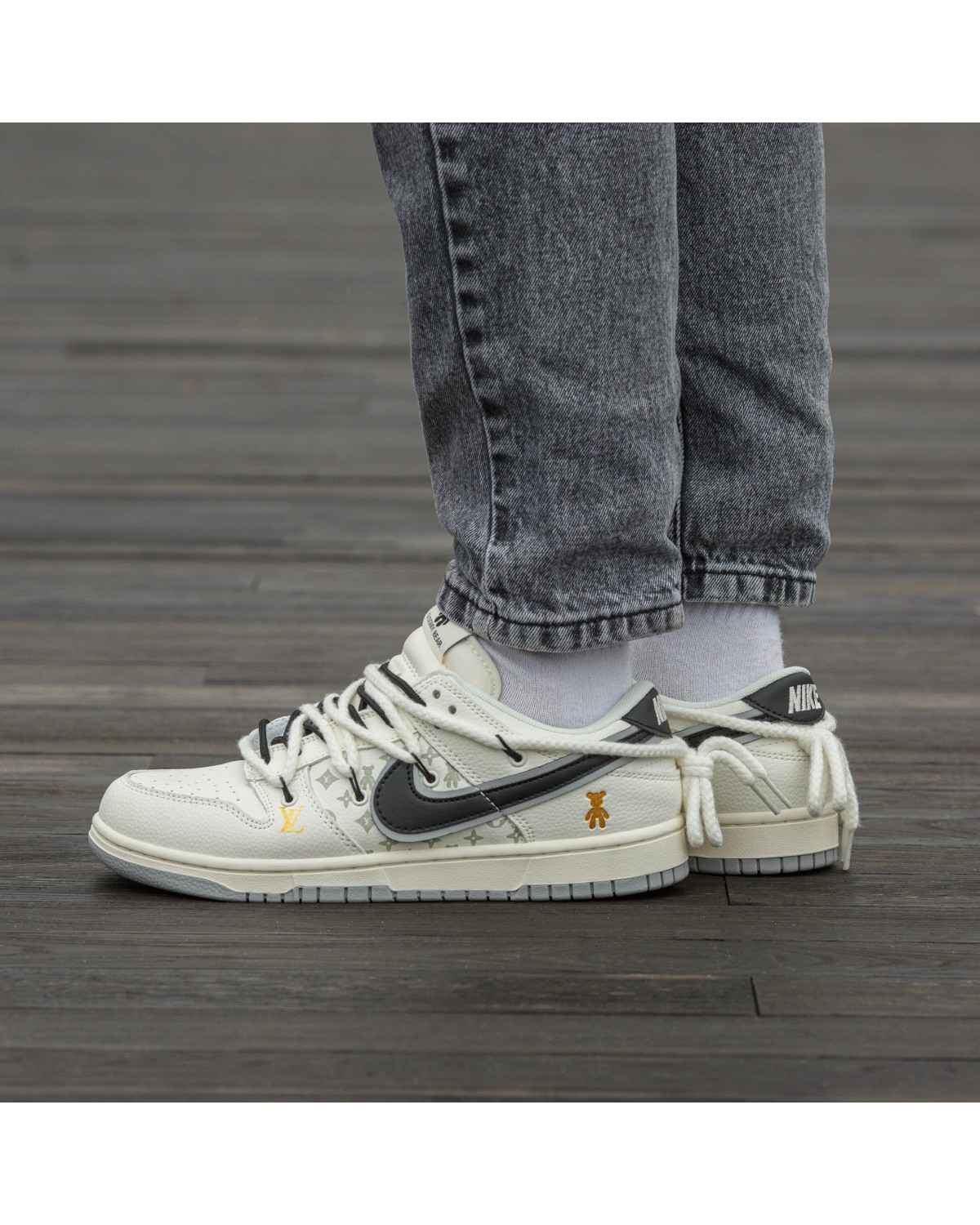 Nike SB x Louis Vuitton x Glommy Bear White Black