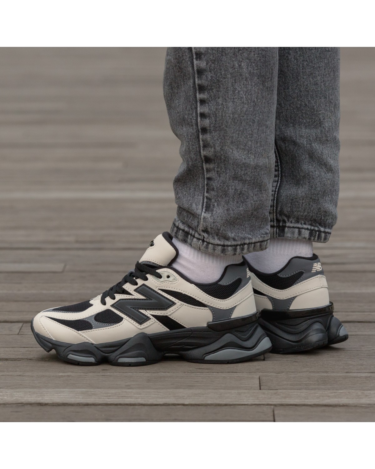 New Balance 9060 Black Beige