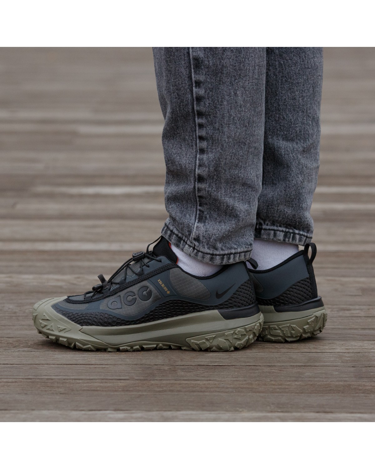 Nike ACG Mountain Fly Gore-Tex Khaki