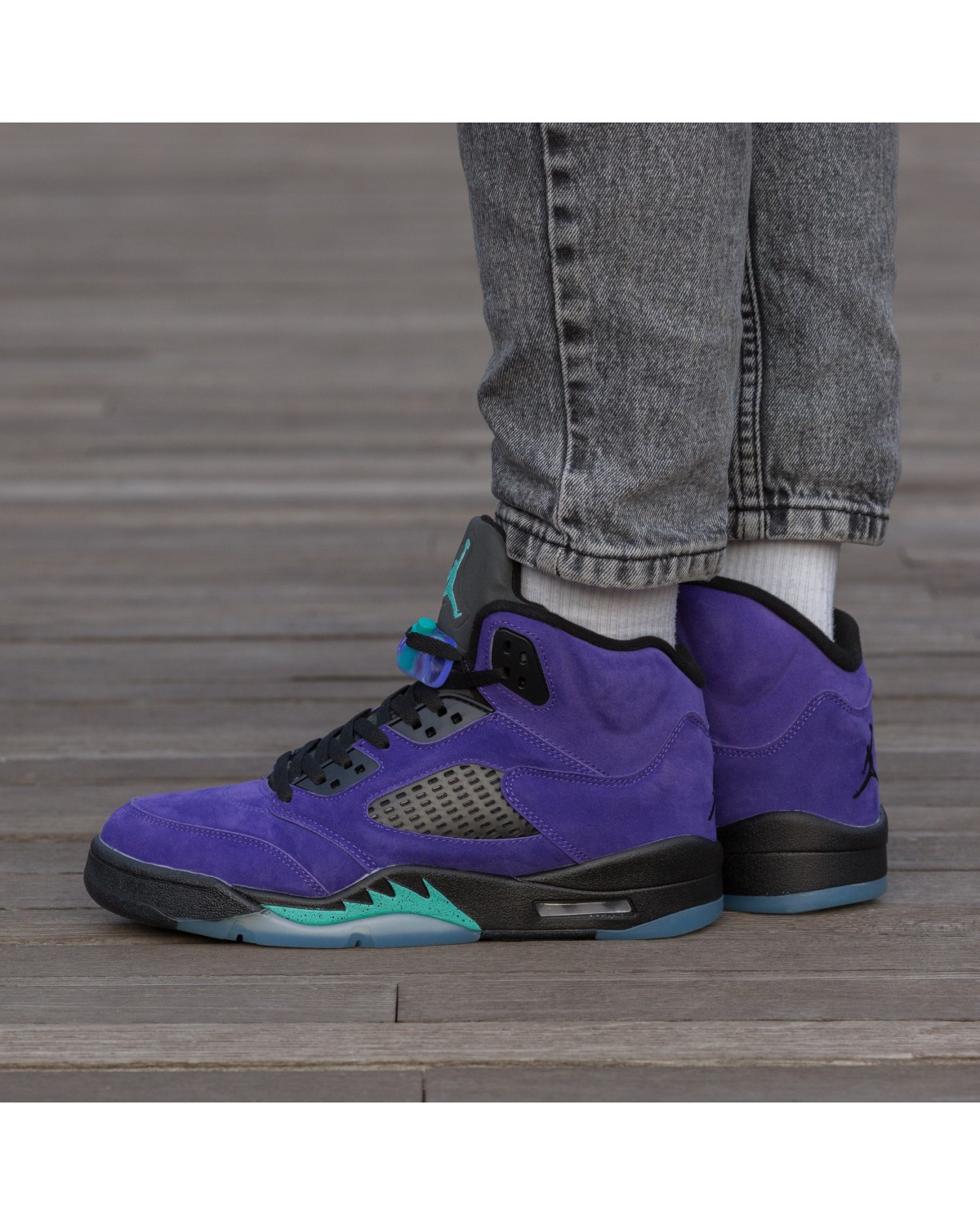 Air Jordan Retro 5 Purple