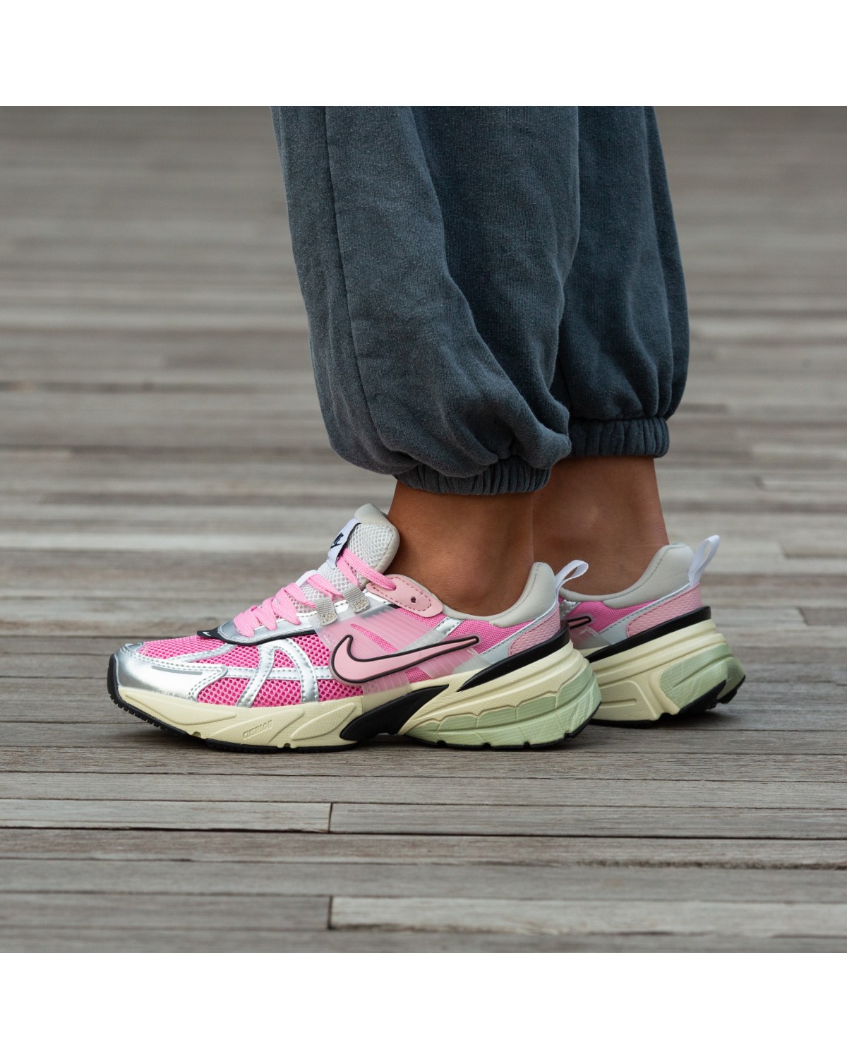 Nike Runtekk Pink Silver