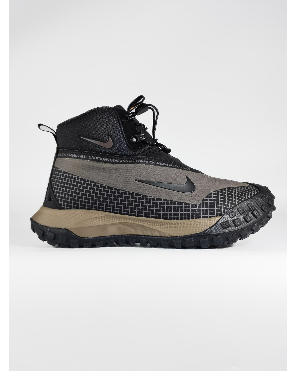 Nike ACG Mountain Fly Gore-Tex Fur Black/Beige