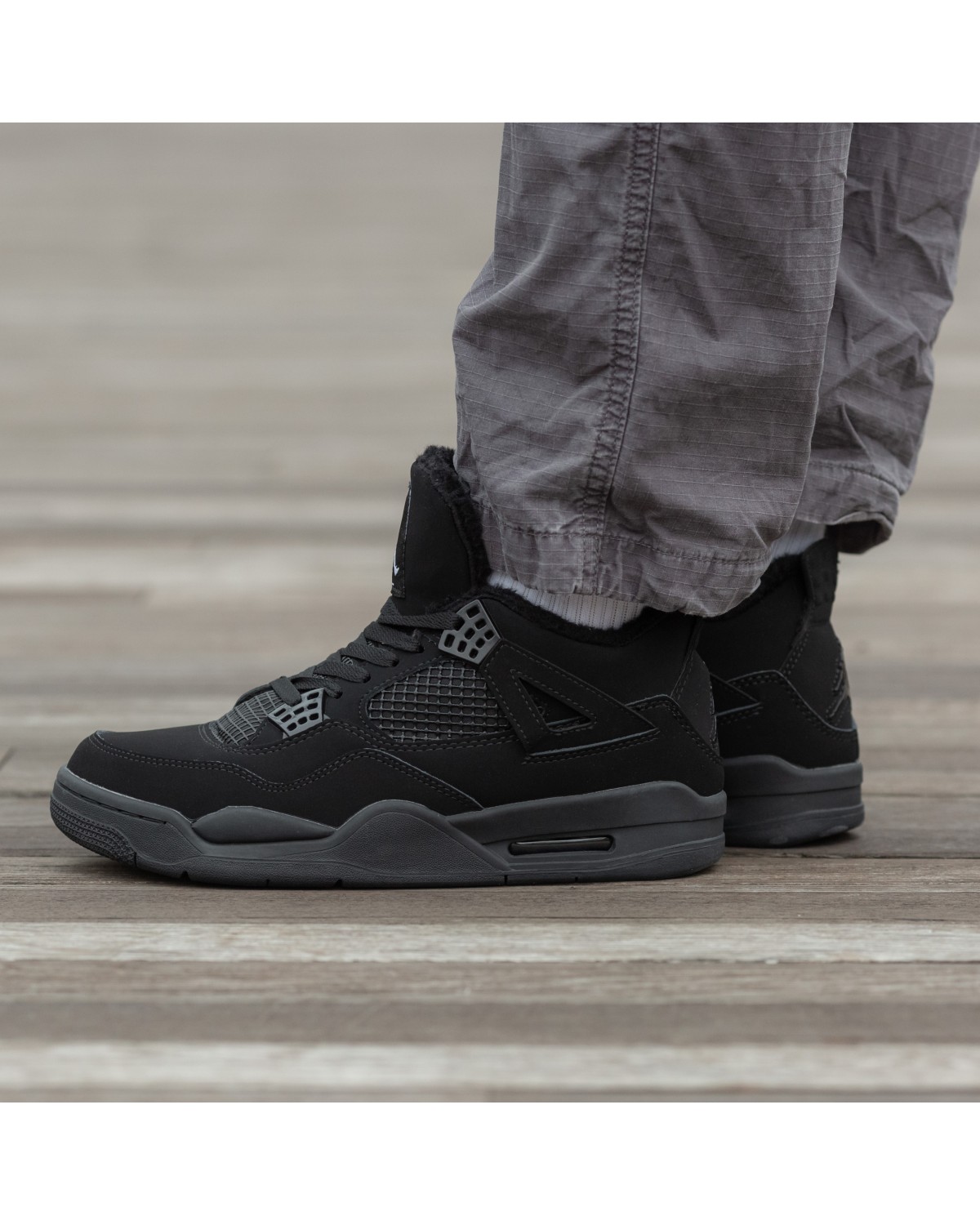 Air Jordan Retro 4 Fur Black Cat