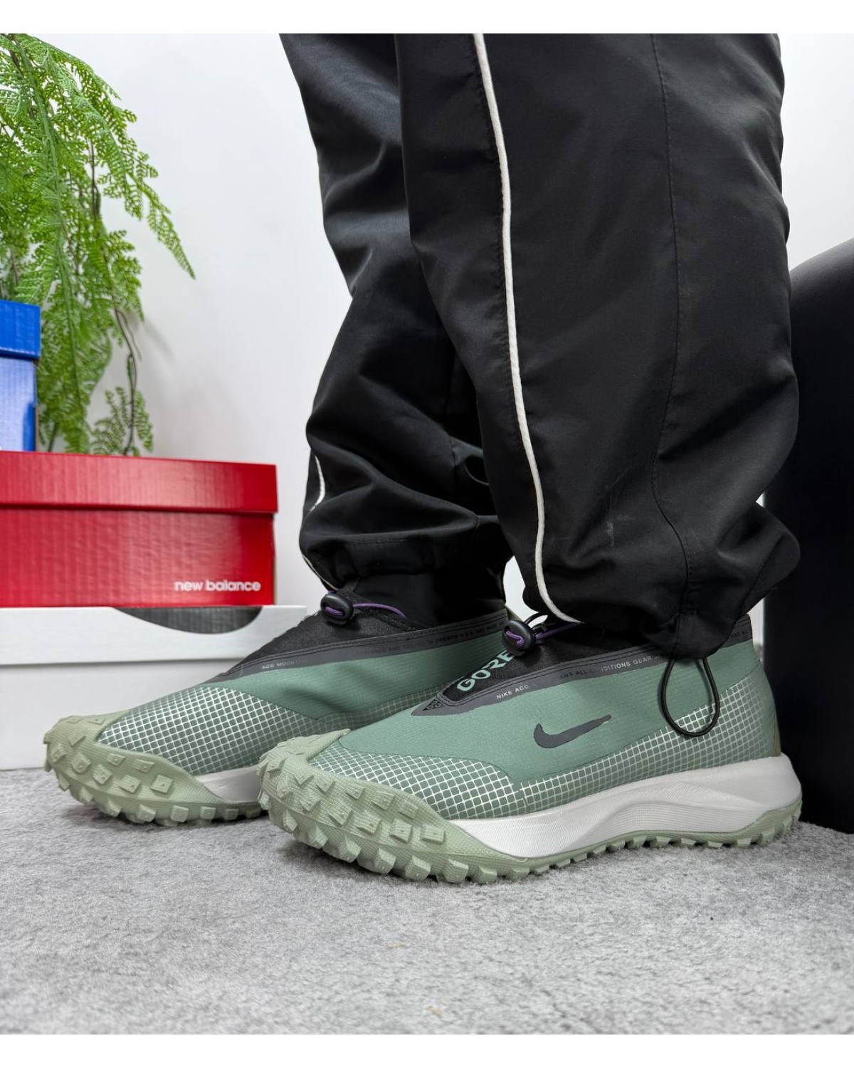 Nike ACG Mountain Fly Gore-Tex Green Black