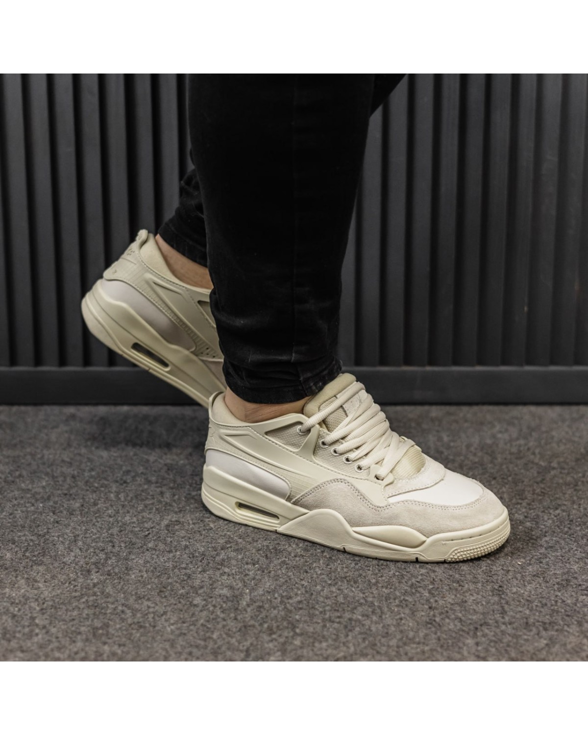 Nike Air Jordan 4RM