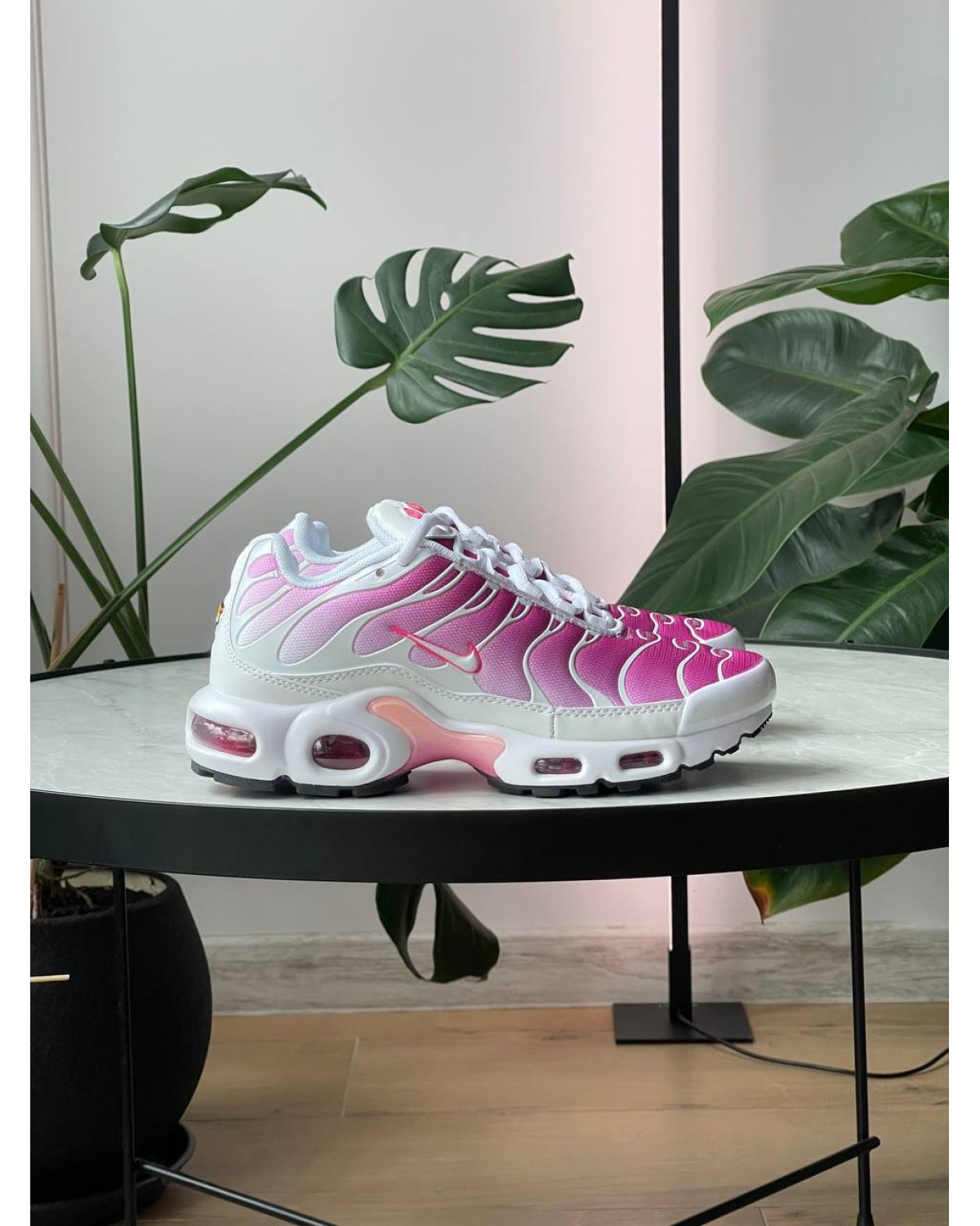 Nike Air Max TN Plus Hot Pink
